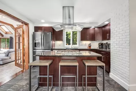 27 Walter St, Worcester, MA 01609 photo 11