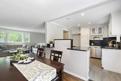 14 Conifer Dr, Walpole, MA 02081 photo 10