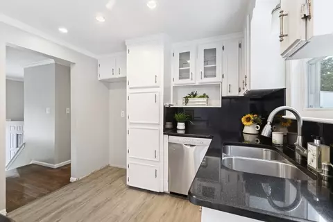 14 Conifer Dr, Walpole, MA 02081 photo 13