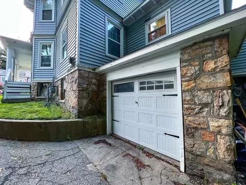 20 Beeching St, Worcester, MA 01602 photo 8