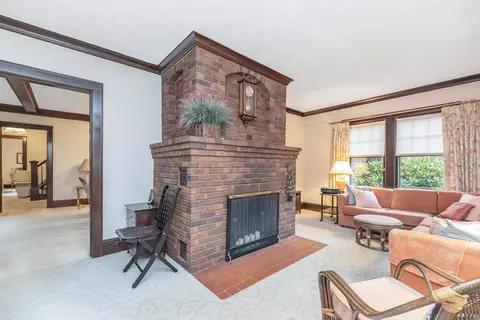 63 Park Edge Ave, Springfield, MA 01108 photo 12