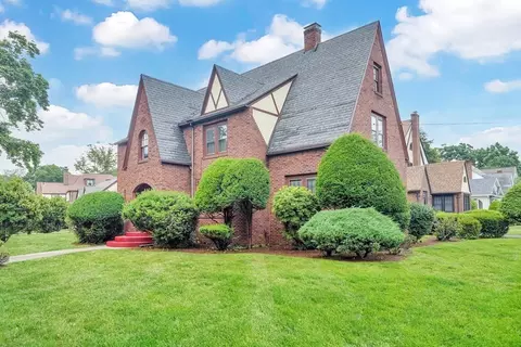 63 Park Edge Ave, Springfield, MA 01108 photo 3