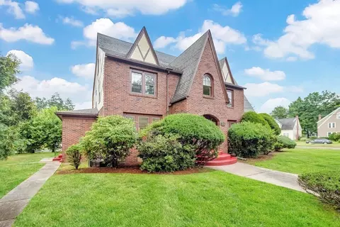 63 Park Edge Ave, Springfield, MA 01108 photo 2