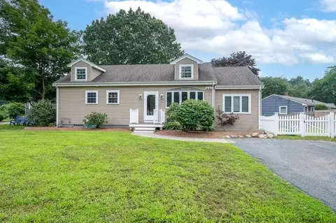 12 Hallett Rd, Framingham, MA 01701