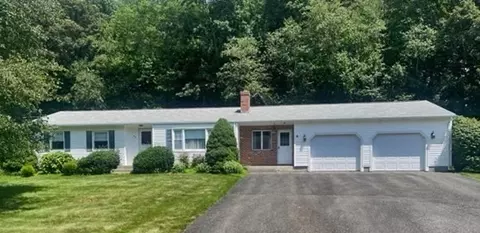 39 Wilder Ln, East Longmeadow, MA 01028
