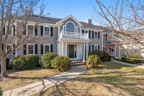 102 Tussock Brook Rd #102, Duxbury, MA 02332