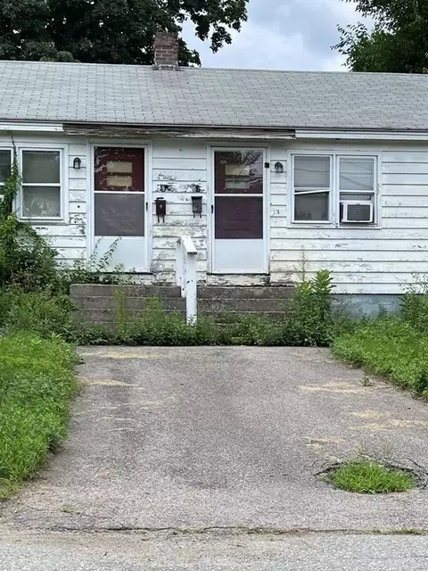 17-19 Chase Ave, Lowell, MA 01854