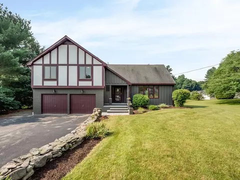 100 Red Gate Rd, Tyngsborough, MA 01879