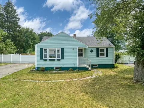 81 Cherokee Dr, Springfield, MA 01109