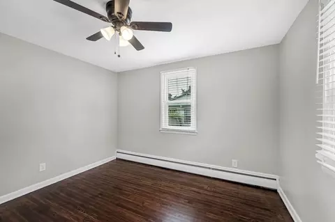 81 Cherokee Dr, Springfield, MA 01109 photo 19