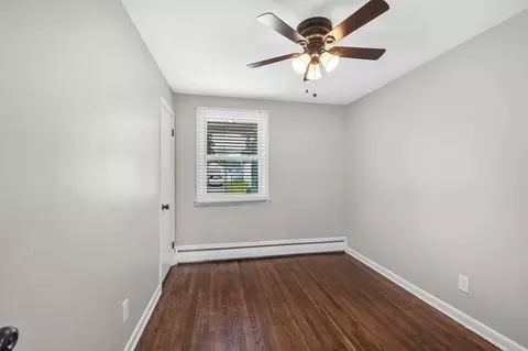 81 Cherokee Dr, Springfield, MA 01109 photo 15