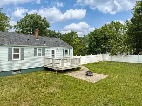 81 Cherokee Dr, Springfield, MA 01109 photo 27
