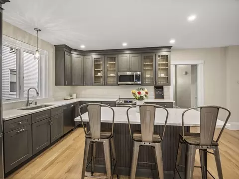 14 Hersey St #1, Salem, MA 01970