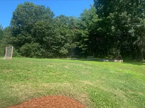 140 Glen Ave, Upton, MA 01568 photo 25