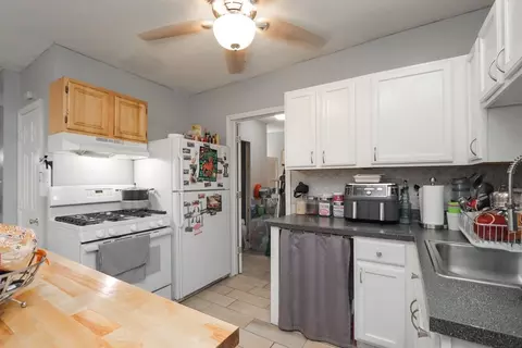 96 Pasadena St, Springfield, MA 01108 photo 4