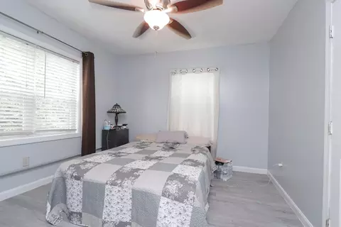 96 Pasadena St, Springfield, MA 01108 photo 5