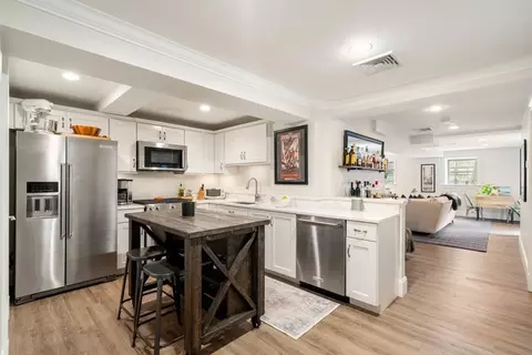 7 Russell St #105, Plymouth, MA 02360