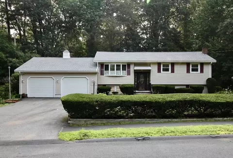 2 Blossom Dr, Billerica, MA 01821