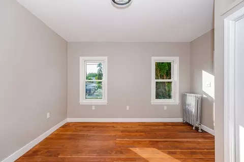 67 3rd Ave, Lowell, MA 01854 photo 4