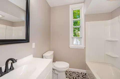 67 3rd Ave, Lowell, MA 01854 photo 17
