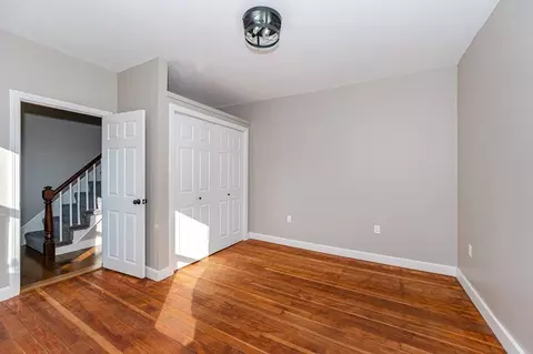 67 3rd Ave, Lowell, MA 01854 photo 6