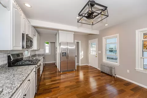 67 3rd Ave, Lowell, MA 01854 photo 16