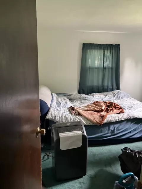 80 Keddy St, Springfield, MA 01109 photo 7