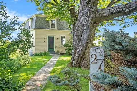 27 Worcester Rd, Princeton, MA 01541