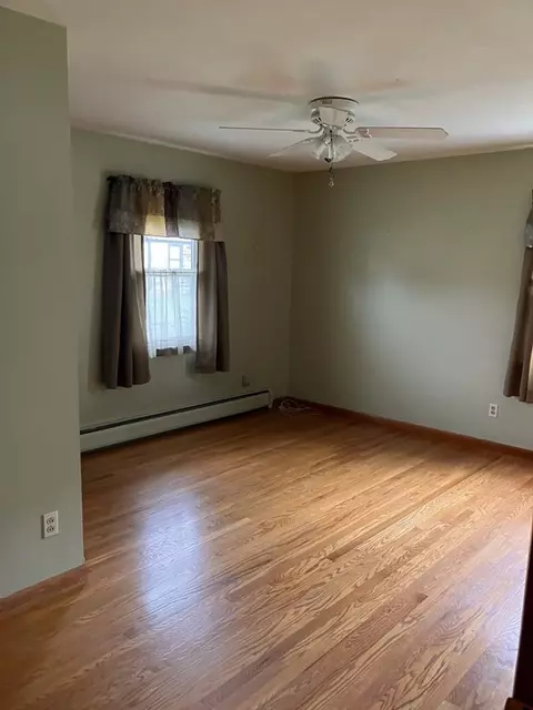 111 Summit Ave, Chicopee, MA 01020 photo 11