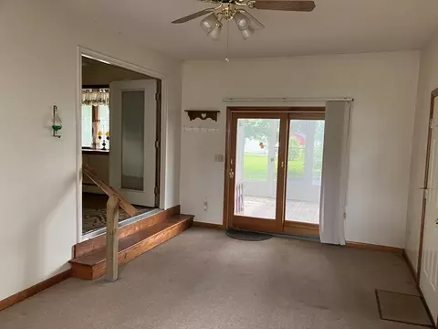 111 Summit Ave, Chicopee, MA 01020 photo 8