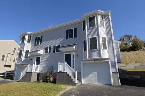 13 Snowberry Cir, Worcester, MA 01607