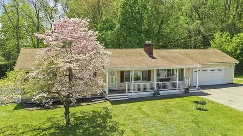 7 Buckman Dr, Chelmsford, MA 01824