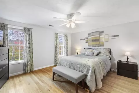 21 Honeysuckle Rd, Worcester, MA 01607 photo 20