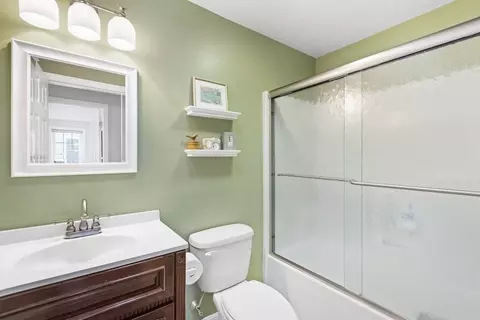 21 Honeysuckle Rd, Worcester, MA 01607 photo 26