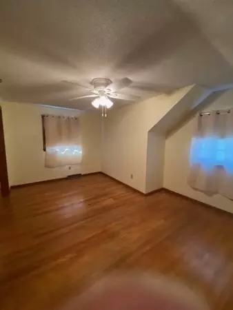 180 Roy St, Springfield, MA 01104 photo 16