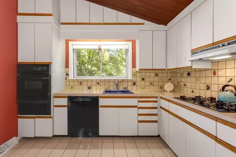 32 Spring Ln, Sharon, MA 02067 photo 11