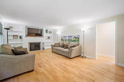 115 Venture Dr, Springfield, MA 01119 photo 16