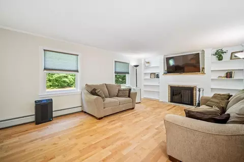 115 Venture Dr, Springfield, MA 01119 photo 17