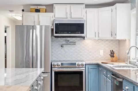 115 Venture Dr, Springfield, MA 01119 photo 7