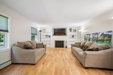 115 Venture Dr, Springfield, MA 01119 photo 18