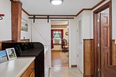 419 Harvard Ave, Athol, MA 01331 photo 10