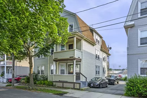 102 Leach St #2, Salem, MA 01970