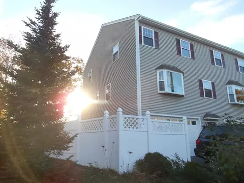 20 Isabella St #20, Quincy, MA 02169