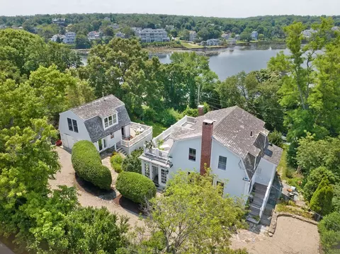 55 Summit Ave, Hull, MA 02045 photo 3