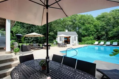 684 Bay Ln, Centerville, MA 02632 photo 26