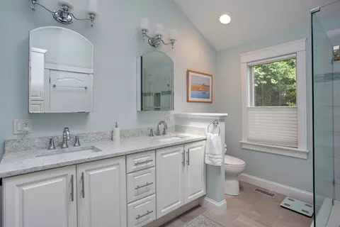 684 Bay Ln, Centerville, MA 02632 photo 12