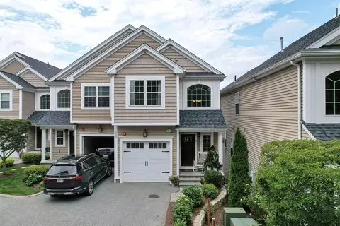 210 S Quinsigamond Ave #6, Shrewsbury, MA 01545