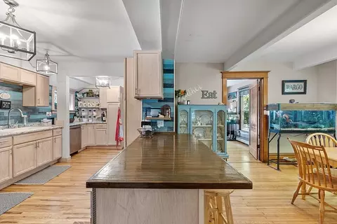 329 Beacon St, Athol, MA 01331 photo 17