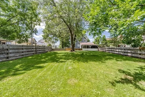 61 Fuller St, Chicopee, MA 01020 photo 38
