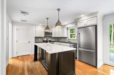 3 Chatham Cir, Hingham, MA 02043 photo 16